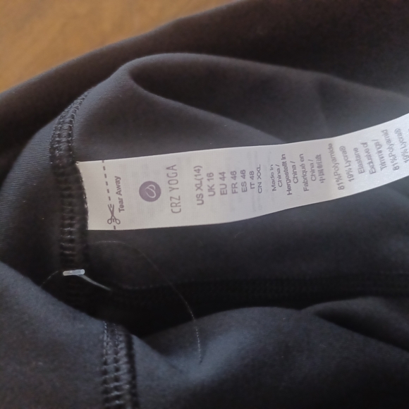 CRZ YOGA Black Leggings - Picture 3 of 6